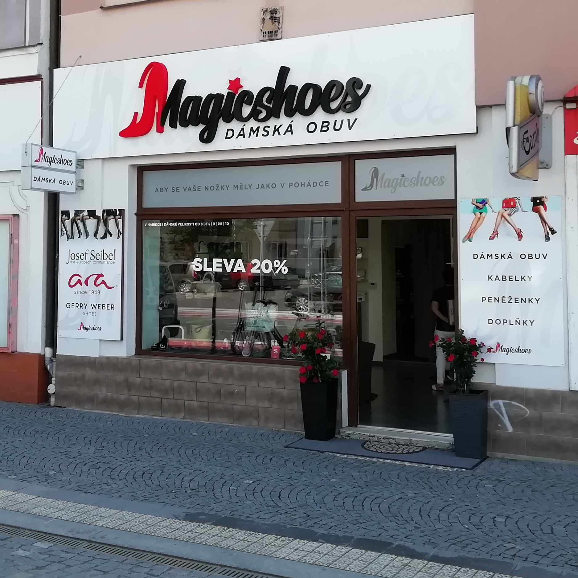 Magic Shoes - Hradec Králové - design obchodu s 3D Logem
