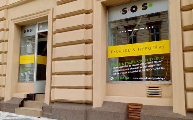 SOS exekuce hypotéky - design obchodu - Hradec Králové
