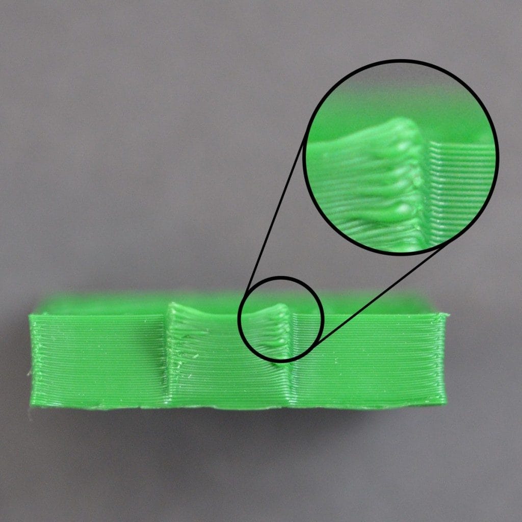 curling-and-warping-zvlneni-krouceni-deformace-3dtisk-problemy-1024x1024-1-1024x1024 Zkroucené nebo zaoblené rohy 3D tisk problem