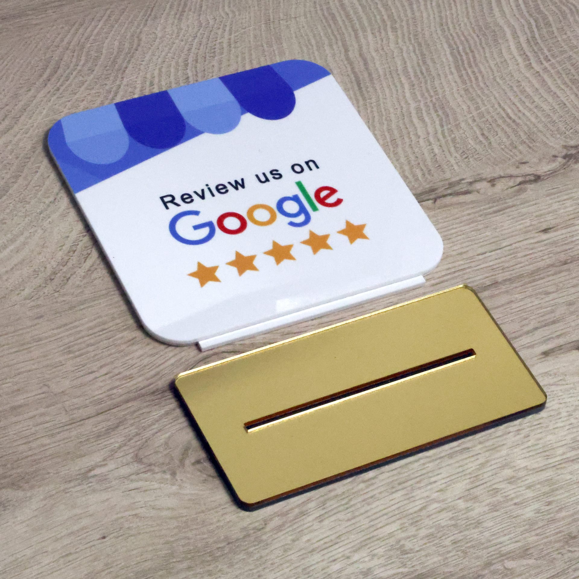 Skládací stojánek z vrstveného lesklého PVC se samolepicí NFC pro Google Recenze.