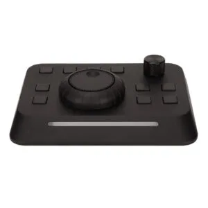 DaVinci Resolve - střihová klávesnice.