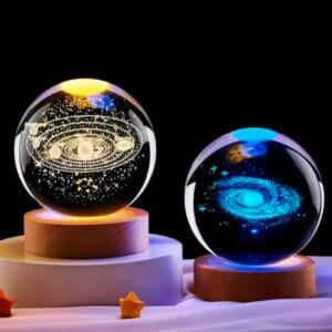 Dekorace křisťálová koule, svítící - Vesmír