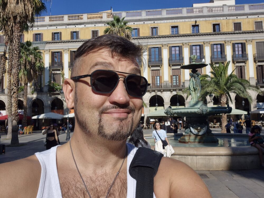 Petr Chroustovský, Plaza de Real, Barcelona